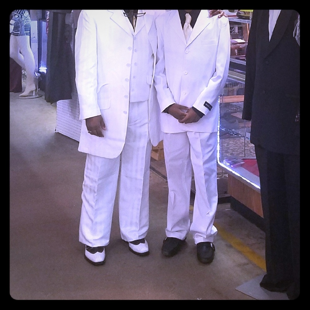 White 5 botton suit